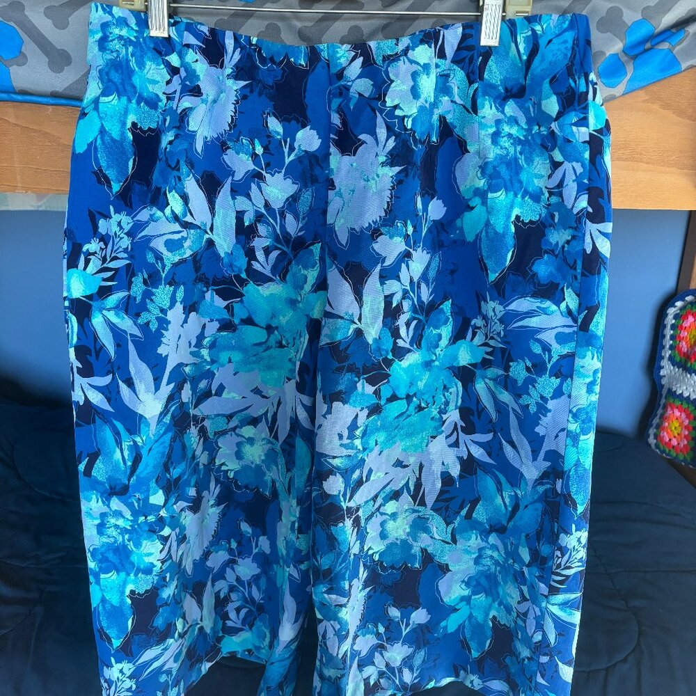 Isaac Mizrahi Live! Petite 24/7 Stretch Wide Leg Capri Pants